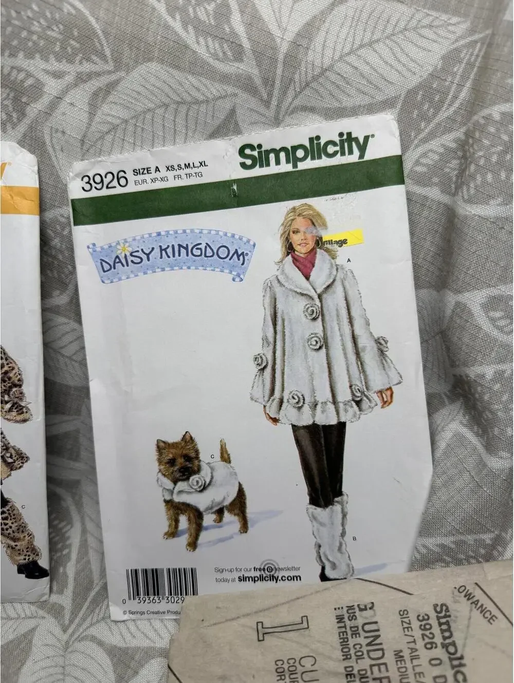 Vintage Matching Dog Coat Daisy Kingdom Simplicity Patterns 3926 3940